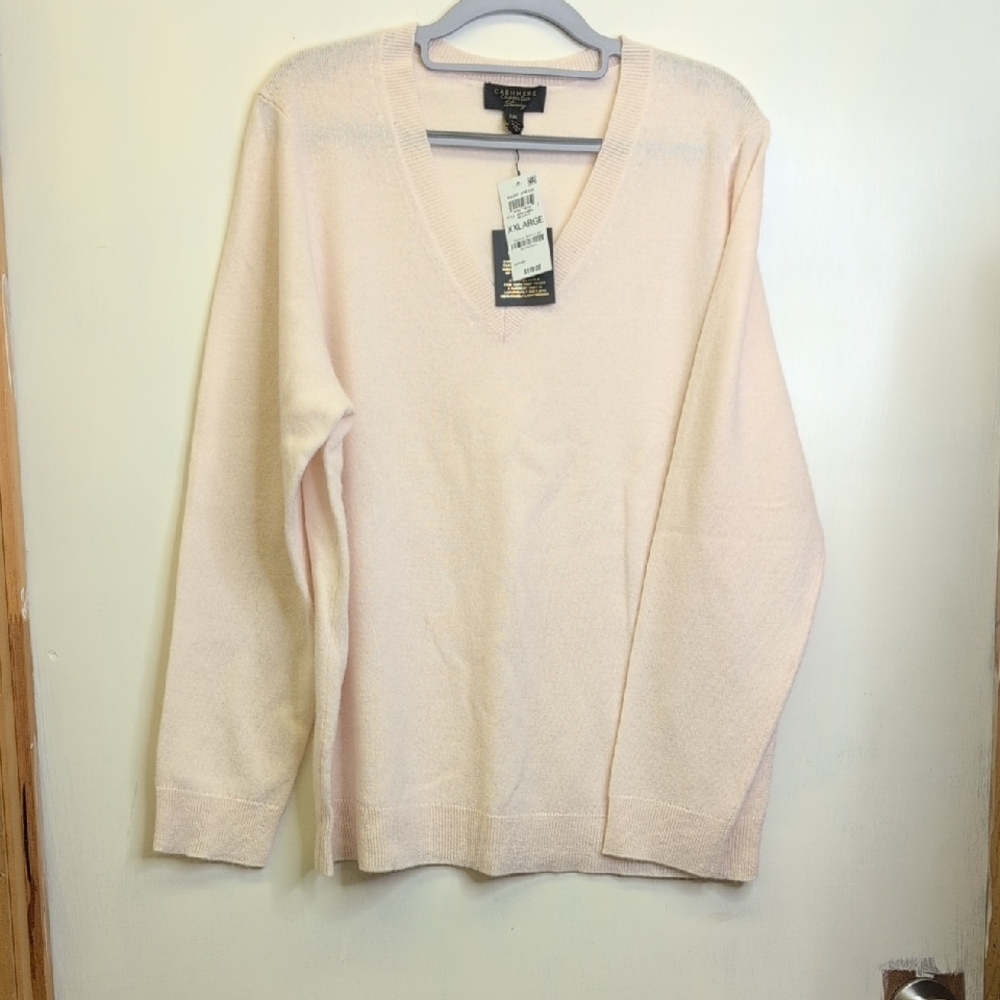 Charter Club Women's Soft Pink V-Neck Sweater